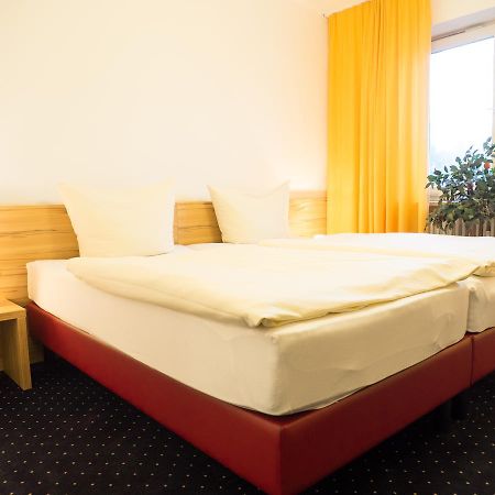Pension Constantin Erding Bagian luar foto